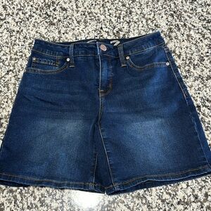 Weekend Short SZ 4 Jean Shorts